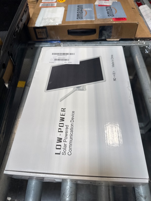 Photo 1 of SECUEYE Solar 4G LTE Modem Router 2.4Ghz WiFi Hotspot Access Point VSIM & SIM Card-Slot Built-in 26000mAh Battery IP66 Waterproof Outdoor for Trail Camera Security Camera