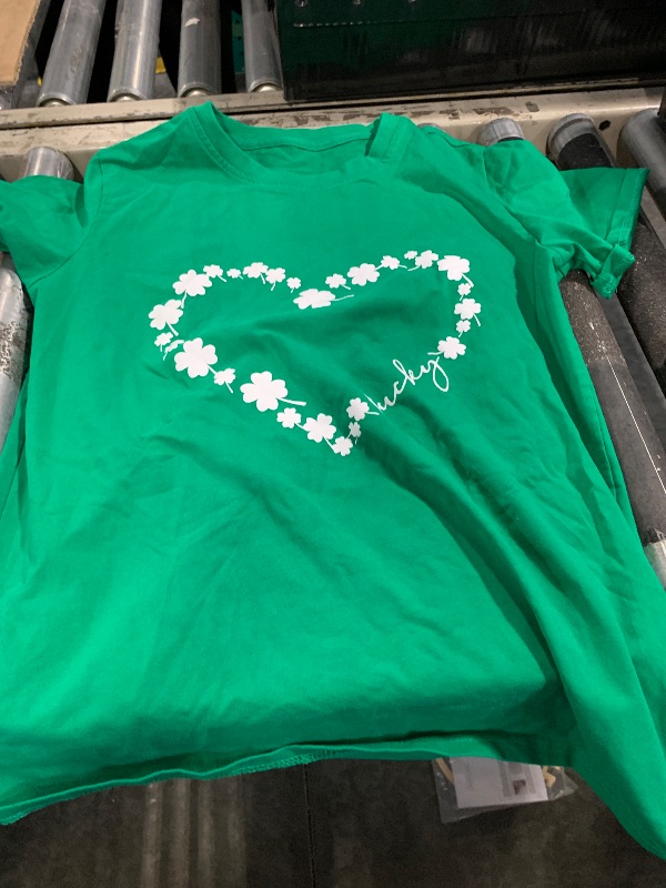 Photo 1 of **** T SHIRT  SIZE  S COLOR GREEN 