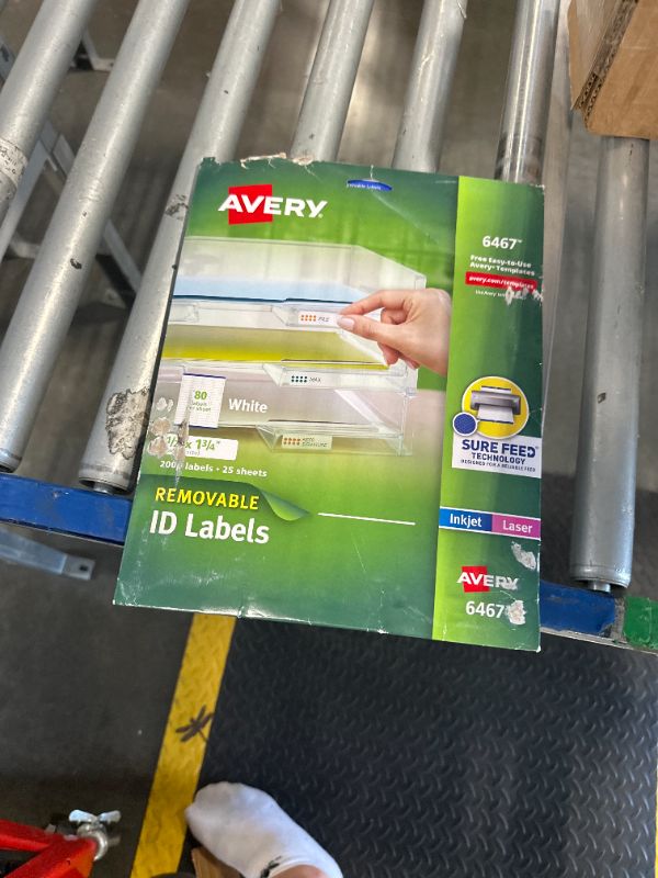 Photo 1 of 
Avery 6467 Laser/Inkjet Labels,Removable, 1/2-Inch x1-3/4-Inch,2000/PK,WE