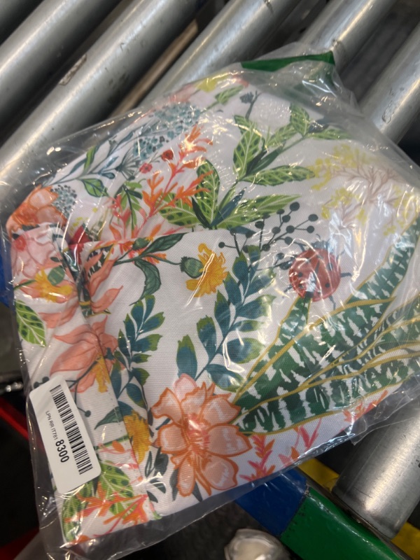 Photo 1 of [Lining damaged] Clothirily Beach Bag for Women - Large Beach Tote Bag, Waterproof Sandproof Beach Bag with Zipper, Large Swim Pool Beach Tote, Flowers
