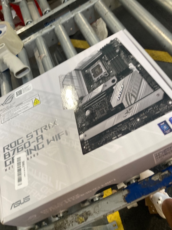 Photo 1 of (LOOK AT SECOND PICTURE) ASUS Prime B650-PLUS WiFi AMD B650 AM5 Ryzen™ Desktop 9000 8000 & 7000 ATX Motherboard, DDR5, PCIe 5.0 M.2, 2.5Gb LAN, WiFi 6E, HDMI™, SATA 6 Gbps, USB Type-C®, BIOS Flashback™, Thunderbolt™ 4 Header
