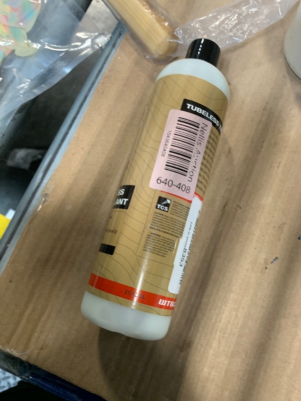 Photo 1 of WTB Tubeless Tire Sealant, MTB, Gravel/CX, Road, Quick-Sealing, Long-Lasting, Ammonia Free Formula Works in All Conditions, Seals Punctures up to 6mm, 16 oz