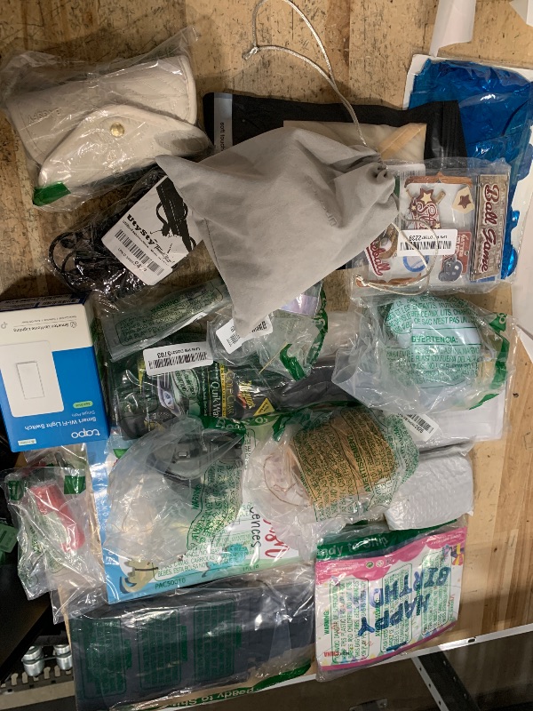 Photo 1 of ***SOLD AS IN BUNDLE OF HOME GOODS AND MISCELLANEOUS ITEMS FINAL SALE***