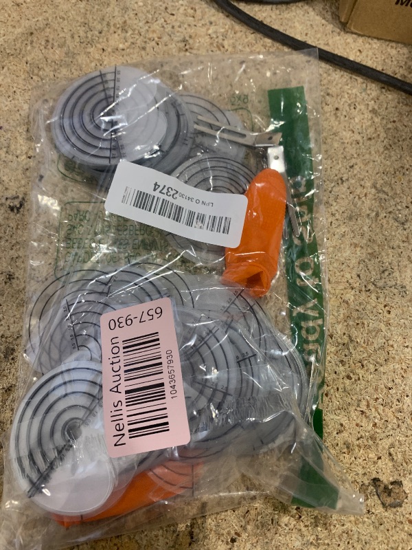 Photo 1 of 150 Pcs Heat Shield Guards for Hair Extensions with 20 Hair Clips, 12 Finger Protector and 1 Comb, PVC Fusion Glue Protector with Graduations