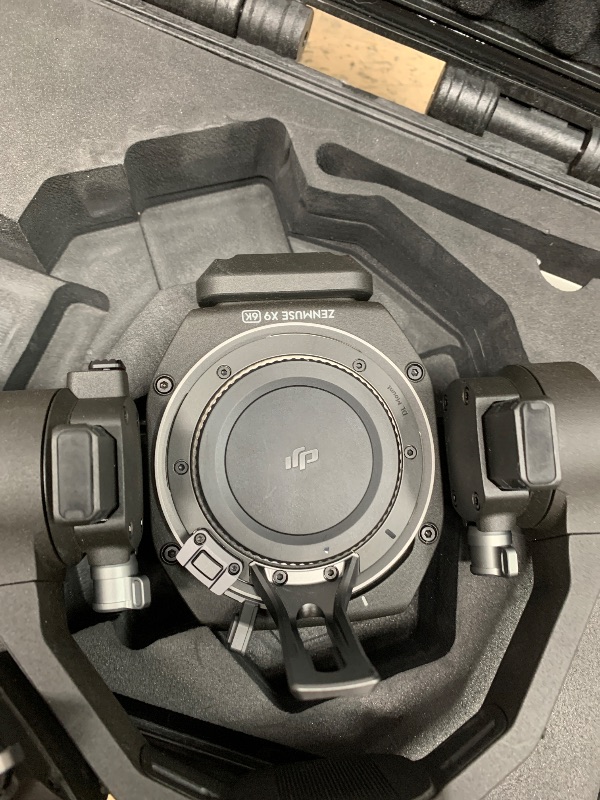 Photo 1 of *SENSOR IS SCRATCHED* DJI Zenmuse X6K Gimbal Camera, Full-Frame 8K/60fps & 4K/120fps, 800/4000 Dual-Native ISO, Built-in 9-Stop Physical ND Filters, DL/E/L/PL/M Interchangeable Lens Mount, Autofocus on Manual Lenses