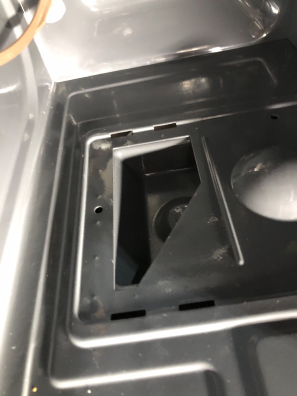 Photo 1 of ***FOR PARTS ONLY - MAJOR DAMAGE - SEE COMMENTS***
SHARP SMC0760KW Compact Countertop Microwave Oven with Removable 10" Carousel Turntable, 0.7 Cubic Feet, 700 Watt CuFt, White