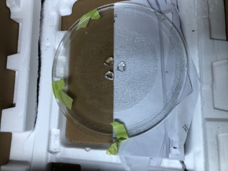 Photo 1 of ***FOR PARTS ONLY - MAJOR DAMAGE - SEE COMMENTS***
SHARP SMC0760KW Compact Countertop Microwave Oven with Removable 10" Carousel Turntable, 0.7 Cubic Feet, 700 Watt CuFt, White