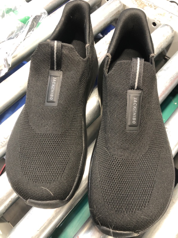 Photo 1 of M 11.5 JACKSHIBO Mens Slip Ins Free up Hands Shoes Wide Toe Box Arch Support Orthopedic Walking Sneakers