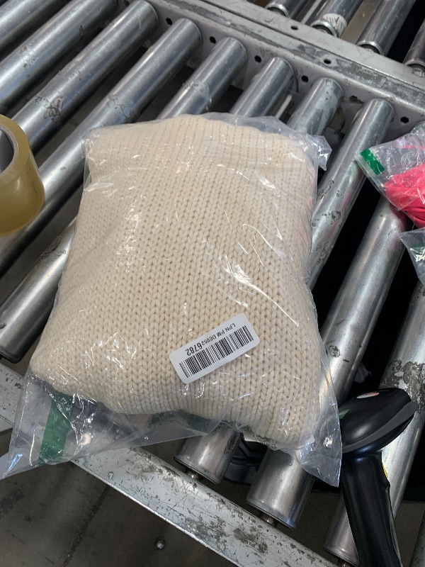 Photo 1 of PRETTYGARDEN Womens Cardigan Sweaters 2025 Spring Fall Trendy Chunky Knit Outerwear Outfits Fashion Long Sleeve Cardigans (Beige,Small)