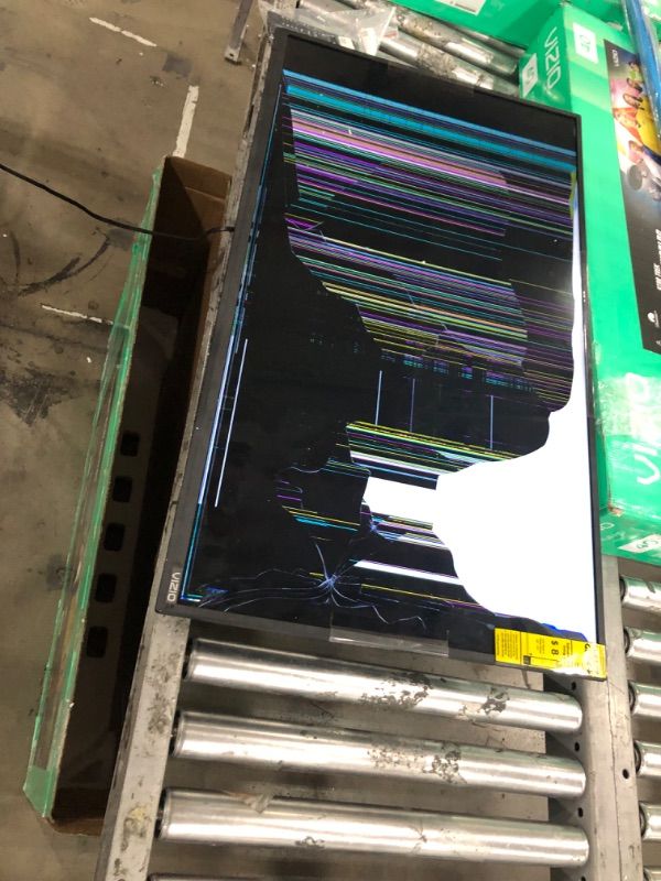 Photo 1 of *********************DAMAGED SCREEN, FINAL SALE*******************

VIZIO 40-inch Full HD 1080p Smart TV

