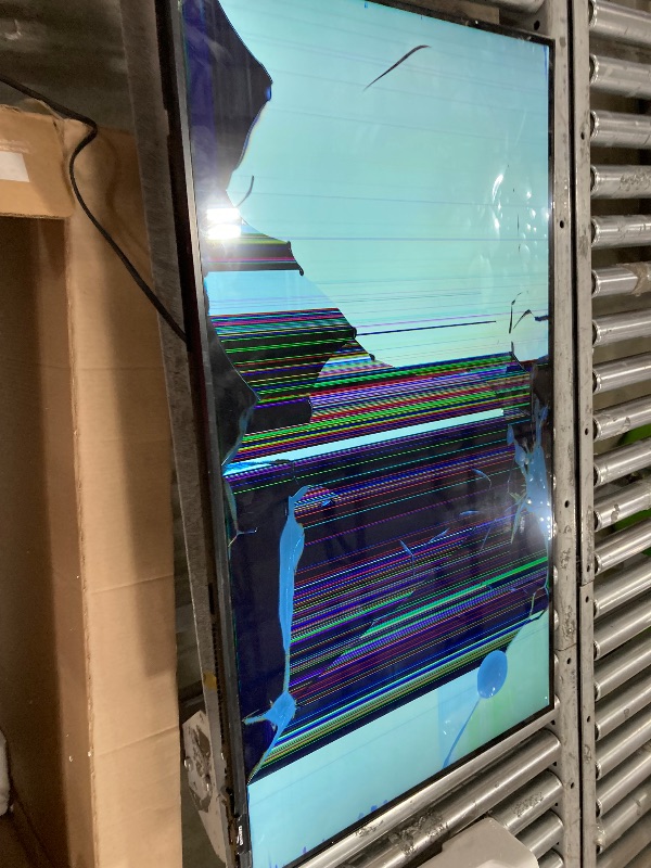 Photo 1 of **SMASHED SCREEN FINAL SALE**SAMSUNG 43-Inch Class 4K Crystal UHD DU8000 Series HDR Smart TV w/Object Tracking Sound Lite, Motion Xcelerator 120Hz, Ultra Slim Design, Gaming Hub, Alexa Built-in (UN43DU8000, 2024 Model)