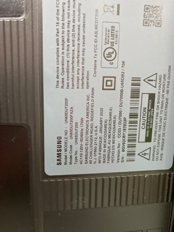 Photo 1 of **SMASHED SCREEN FINAL SALE**SAMSUNG 65-Inch Class Crystal UHD 4K DU7200 Series HDR Smart TV w/Object Tracking Sound Lite, PurColor, Motion Xcelerator, Mega Contrast, Q-Symphony (UN65DU7200, 2024 Model)