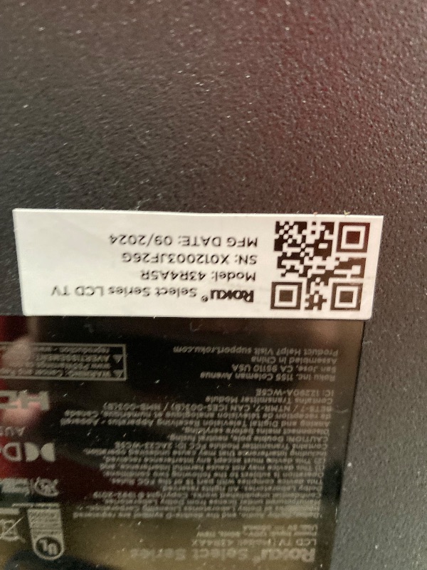 Photo 1 of **SMASHED SCREEN FINAL SALE**Roku Smart TV – 43-Inch Select Series 4K HDR RokuTV with Roku Enhanced Voice Remote, Brilliant 4K Picture, Automatic Brightness, & Seamless Streaming – Live Local News, Sports, Family Entertainment