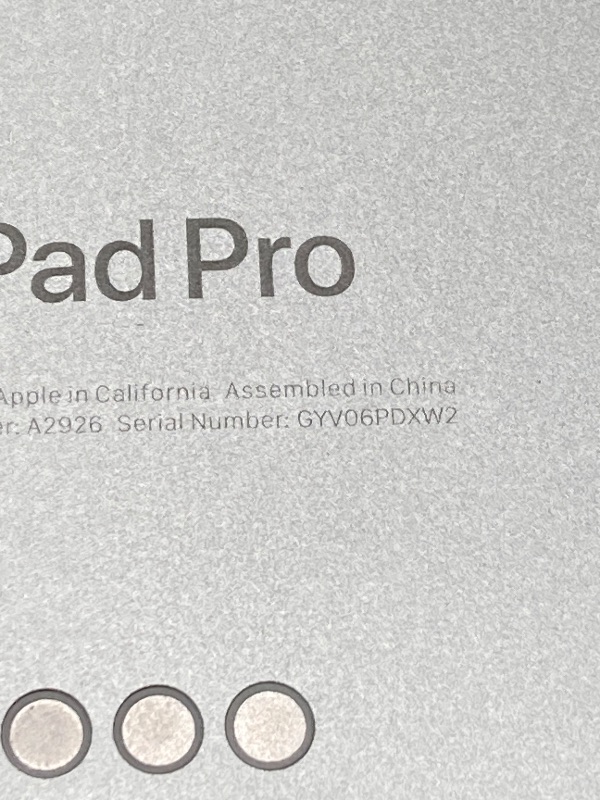 Photo 1 of **ICLOUD LOCKED FINAL SALE**Apple iPad Pro 13-Inch (M4): Built for Apple Intelligence, Ultra Retina XDR Display - Nano-Texture Glass, 2TB, 12MP Front/Back Camera, LiDAR Scanner, Wi-Fi 6E + 5G Cellular, Face ID — Silver