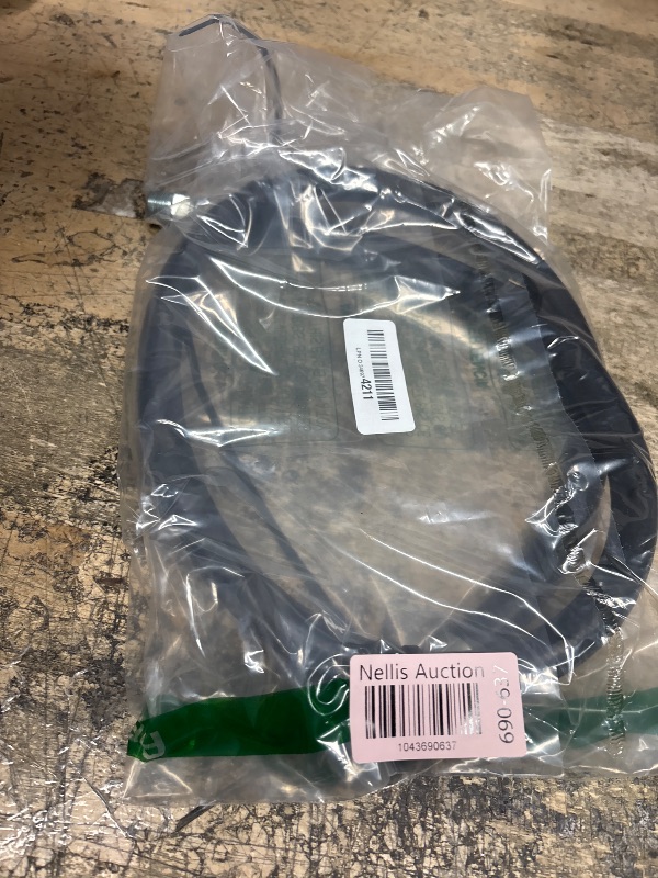 Photo 1 of "Apache 98398238 3/8"" x 48"" 2-Wire Hydraulic Hose Male x Male Assembly", Black