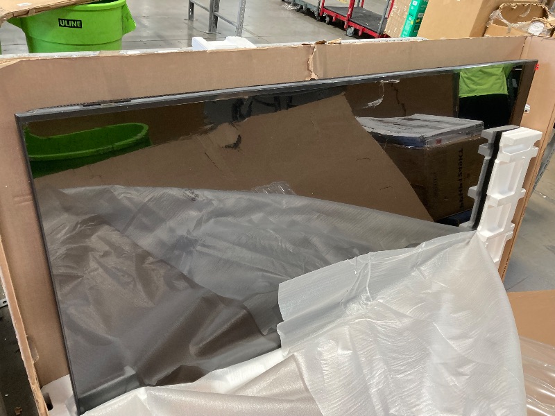 Photo 1 of **SMASHE SCREEN FINAL SALE**SAMSUNG 85-Inch Class Crystal UHD 4K DU7200 Series HDR Smart TV w/Object Tracking Sound Lite, PurColor, Motion Xcelerator, Mega Contrast, Q-Symphony (UN85DU7200, 2024 Model)