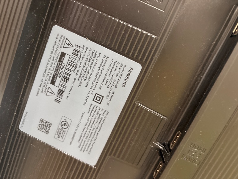 Photo 1 of **BROKEN**

SAMSUNG 75-Inch Class QLED Q7F Series Samsung Vision AI Smart TV (2025 Model, 75Q7F) Quantum HDR, Object Tracking Sound Lite, Q4 AI Gen1 Processor, 4K upscaling, Gaming Hub, Alexa Built-in