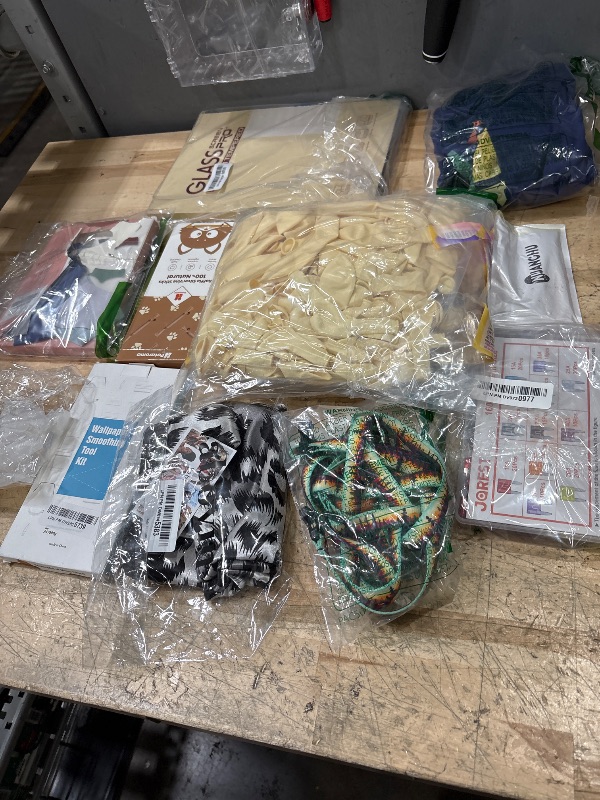 Photo 1 of **FINAL SALE BUNDLE OF MISCELLANEOUS ITEMS NON-REFUNDABLE**