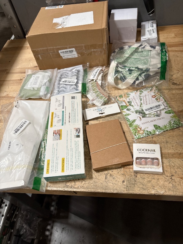 Photo 1 of **FINAL SALE BUNDLE OF MISCELLANEOUS ITEMS NON-REFUNDABLE**
