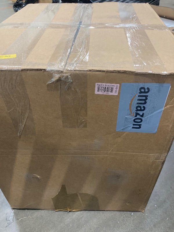 Photo 1 of ***DENTED GAS TANK**SIMPSON Cleaning CM61083 Clean Machine 3400 PSI Gas Pressure Washer, 2.5 GPM, CRX Engine, Includes Spray Gun and Wand, 4 QC Nozzle Tips, 5/16-in. x 25-ft. MorFlex Hose, 49-State