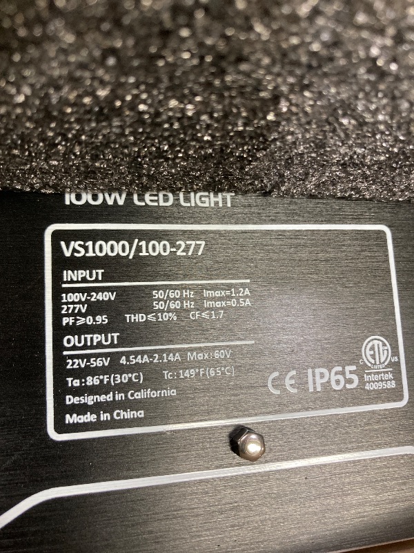 Photo 1 of VIVOSUN VS1000 LED Grow Light with Samsung LM301H Diodes 1 pcs
