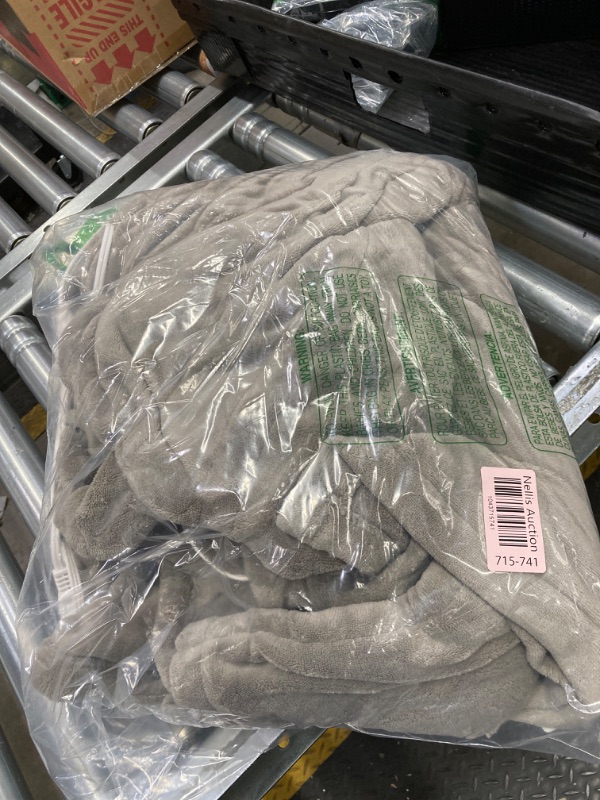 Photo 1 of ***DOES NOT HEAT UP***Electric Heated Blanket