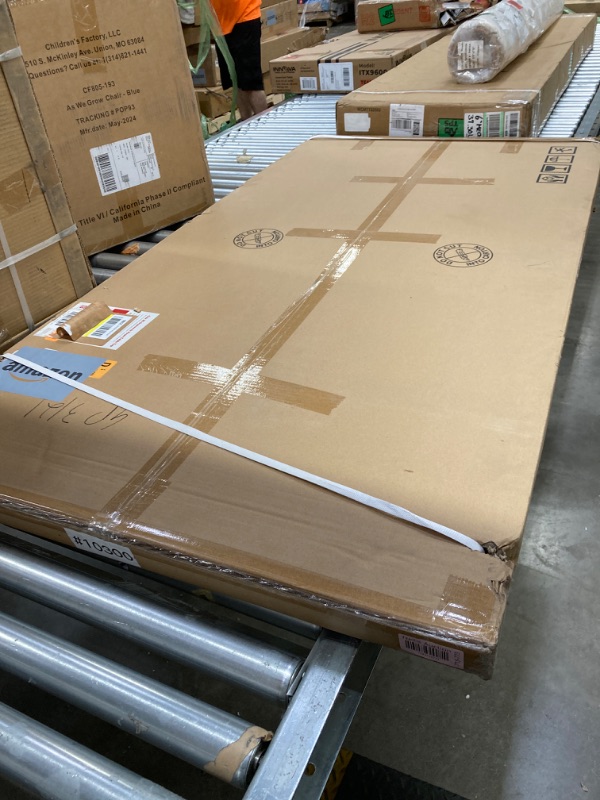 Photo 1 of *see notes*
Master Massage Ez Electric Height Adjustable Standing Desk with Ergonomic Contoured Tabletop 59x 31.50 with Dual Motor Lift System for Home Office Workstation with 4 Color Options