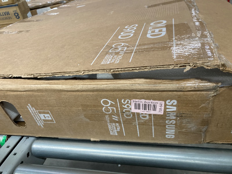 Photo 1 of ***PARTS ONLY**
SAMSUNG 65 Inch DU8000 Crystal UHD LED 4K Smart TV Bundle with 2 YR CPS Enhanced Protection Pack (2024 Model)