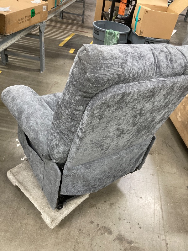 Photo 1 of COMHOMA Power Lift Recliner, Oversized Recliner Chair for Big Tall Men and Elderly, Lift Chair Recliners with Side Pockets, Fabric Reclining Sofa Chair for Living Room, Bedroom (Grey)
