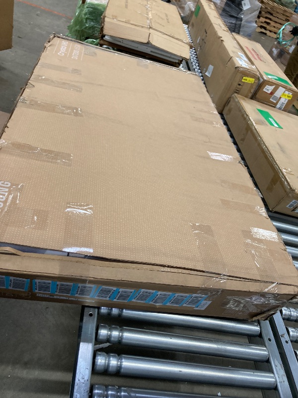 Photo 1 of 65” Class DU7200 Series Crystal UHD 4K Smart Tizen TV (2024)