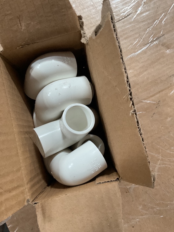 Photo 1 of Lswteiz 10Pack 3/4" Slip x Female Thread 90 Degree Elbow PVC Pipe Fittings Connector SCH40 3/4IN Socket to Female Threaded Elbow PVC Corner Adapter Pipe Fitting for Sprinkler, Irrigation