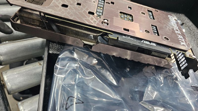 Photo 1 of ASUS TUF Gaming GeForce RTX™ 4070 Ti Super OG OC Edition Gaming Graphics Card (PCIe 4.0, 16GB GDDR6X, DLSS 3, HDMI 2.1a, DisplayPort 1.4a)
