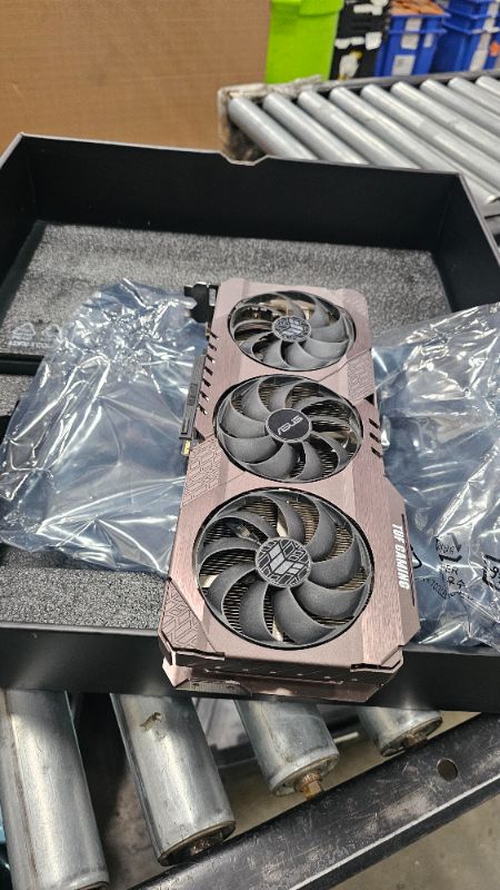 Photo 1 of ASUS TUF Gaming GeForce RTX™ 4070 Ti Super OG OC Edition Gaming Graphics Card (PCIe 4.0, 16GB GDDR6X, DLSS 3, HDMI 2.1a, DisplayPort 1.4a)