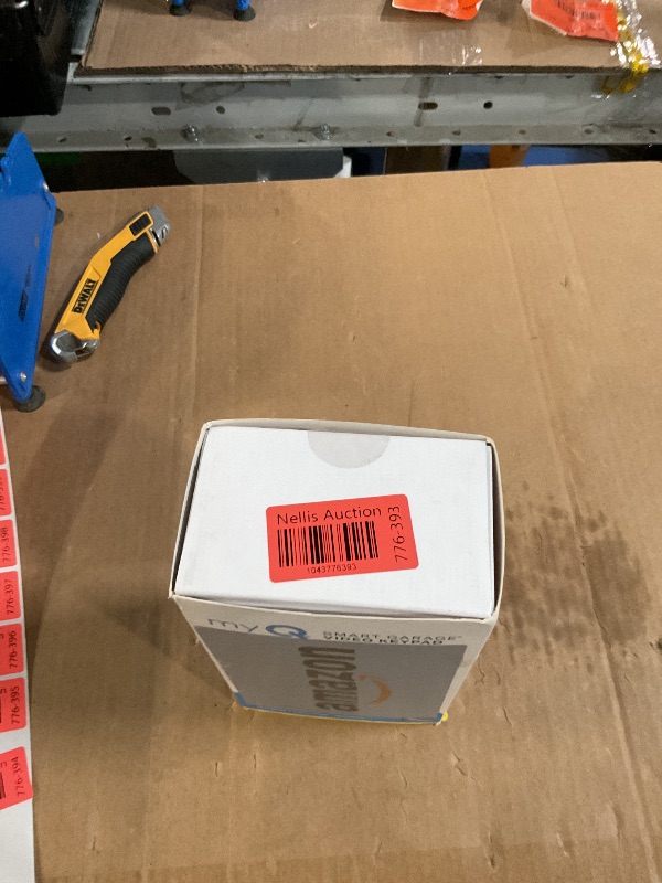 Photo 1 of ***Missing mounting brackets ***
myQ Smart Garage Door Video Keypad with Wide-Angle Camera,Customizable PIN Codes,and Smartphone Control–Take Charge of Your Garage Access Works with Chamberlain, LiftMaster and Craftsman openers,White
