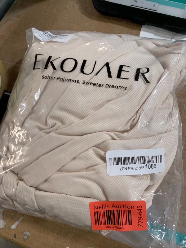 Photo 1 of ***(MISSING TOP)***
Ekouaer Women's 3 Piece Knit Lounge Set Pajama Long Sleeve Cardigan Sleeveless Top Pants SweatsuitCreamMedium