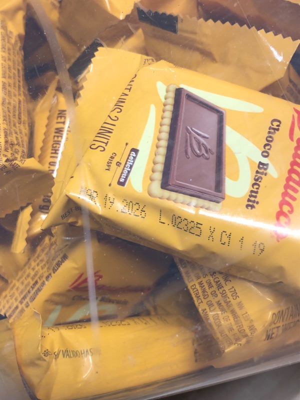 Photo 1 of ***(EXP: 3/19/26)NONREFUNDABLE***  Bauducco Choco Biscuit Cookies, 25.3 oz (Pack of 40) - Crispy & Delicious Chocolate Cookies, Individually Wrapped for Snacks, Dessert & Lunch Boxes - 2 Cookies per Pack