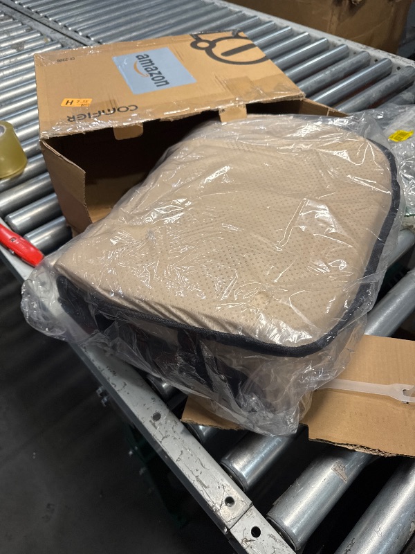 Photo 1 of (USED/FAIR) COMFIER Massage Seat Cushion with Heat - 10 Vibration Motors, Back Massager for Chair, Massage Chair Pad for Back Ideal Gifts for Men, Women (Renew)