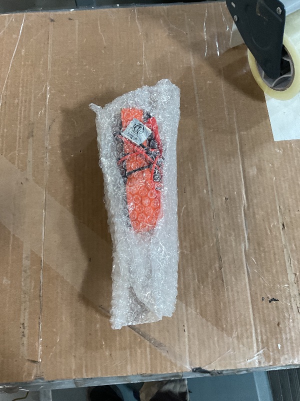 Photo 1 of Klein Tools MM325 Multimeter, Digital Manual-Ranging 600V AC/DC Voltage Tester, Tests Batteries, Current, Resistance, Diodes, and Continuity