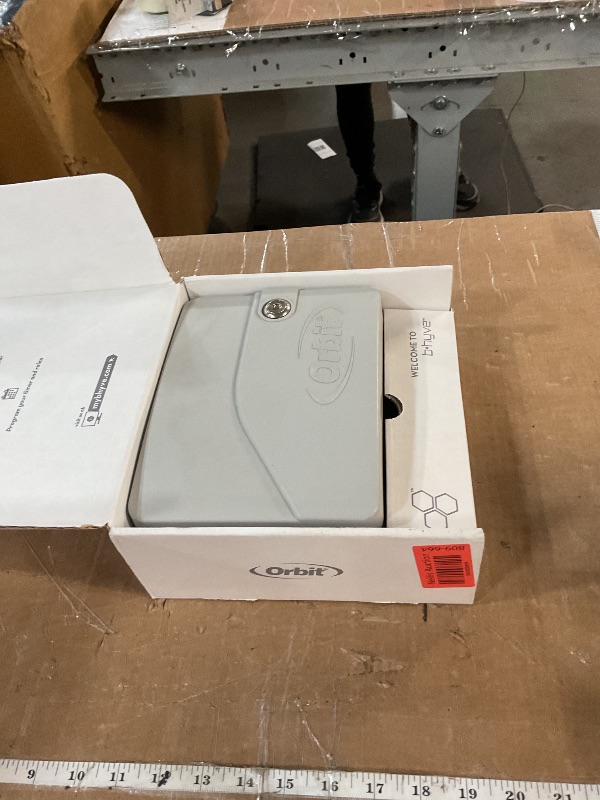 Photo 1 of (used item)(damaged) Orbit B-hyve 12-Zone Smart Indoor/Outdoor Sprinkler Controller
