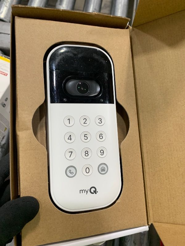 Photo 1 of PARTS ONLY/MISSING PIECES
myQ Smart Garage Door Video Keypad with Wide-Angle Camera,Customizable PIN Codes,and Smartphone Control–Take Charge of Your Garage Access Works with Chamberlain, LiftMaster and Craftsman openers,White