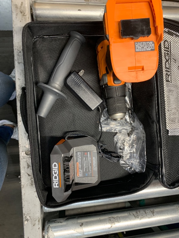 Photo 1 of *** MISSING CHARGER***
RIDGID 18V Brushless Cordless 1/2 in. Drill/Driver Kit with 2.0 Ah MAX Output Battery and 18V Charger