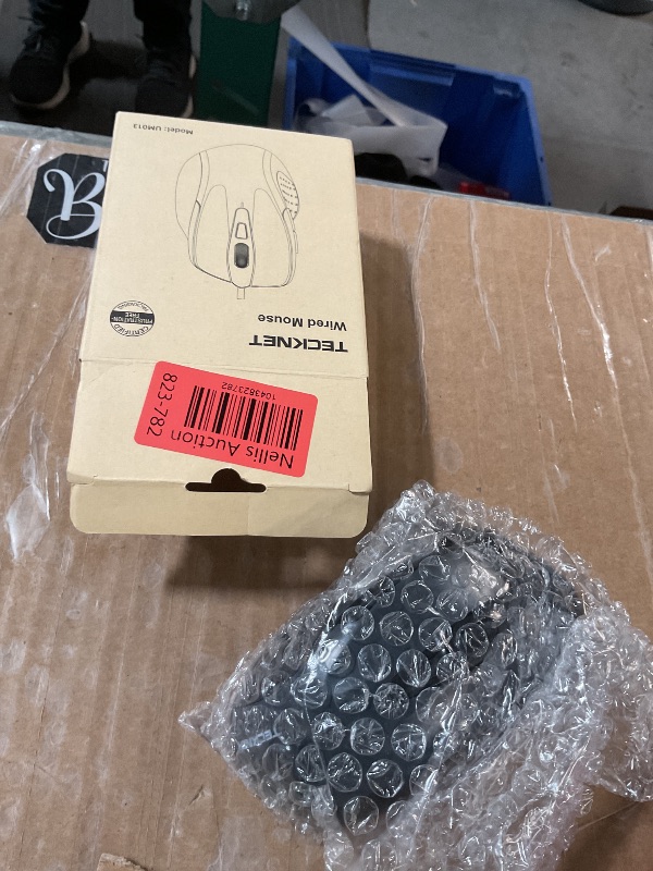 Photo 1 of TECKNET USB Wired Mouse, 6-Button Corded Mouse with 2 Adjustable DPI, Optical Computer Mouse with Ergonomic Design and 5FT Cord for Laptop, Chromebook, PC, Desktop, Mac, Notebook-Grey