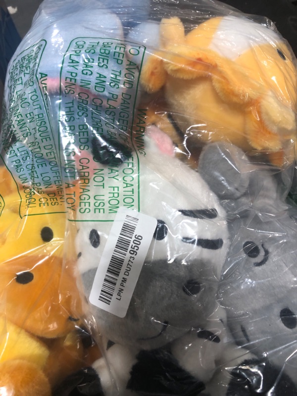 Photo 1 of RoundFunny 6 Pcs Small Stuffed Safari Animals Bulk, 7 Inch Jungle Animals Stuffed Toys, Adorable Plush Lion Zebra Giraffe Tiger Hippo Elephant for Baby Shower Safari Jungle Themed Party Student Award