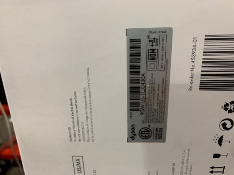 Photo 1 of Dyson Supersonic hair dryer-Limited Edition Ceramic Pink/Rose Gold