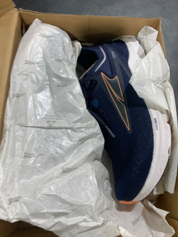 Photo 1 of ALTRA Women's Torin 6 Running Shoe Wide, Navy/Coral, 8.5 Wide