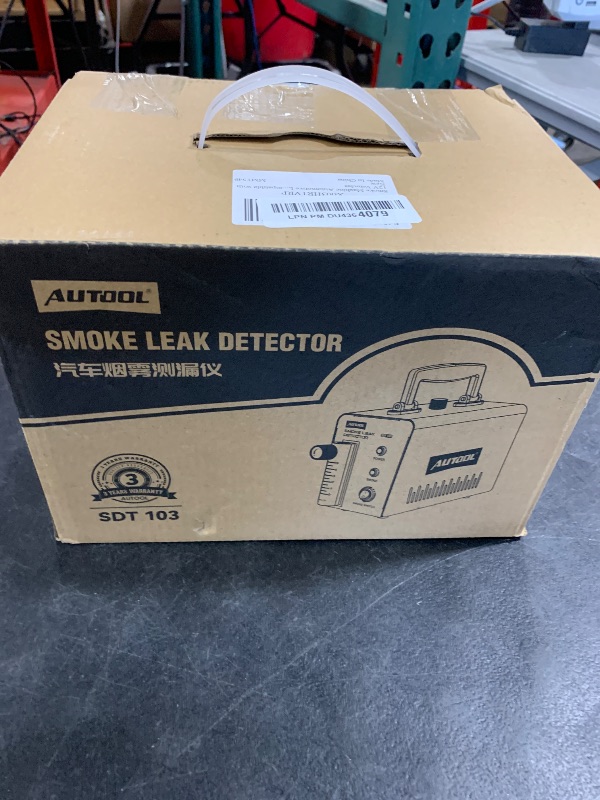 Photo 1 of Machine Automotive Leak Detector,Evap Vacuum Smoke Diagnostic Tester,Pipeline Fuel Leakage Detector Compatible with 12V Vehicles