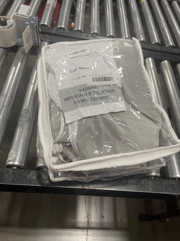 Photo 1 of Electric Heated Mattress Pad 60" * 80" Queen Size, Dual Control 4 Heating Levels & 10 Hours Auto Off, Soft Lightweight Sherpa Coral Fleece Bedspread - Gray