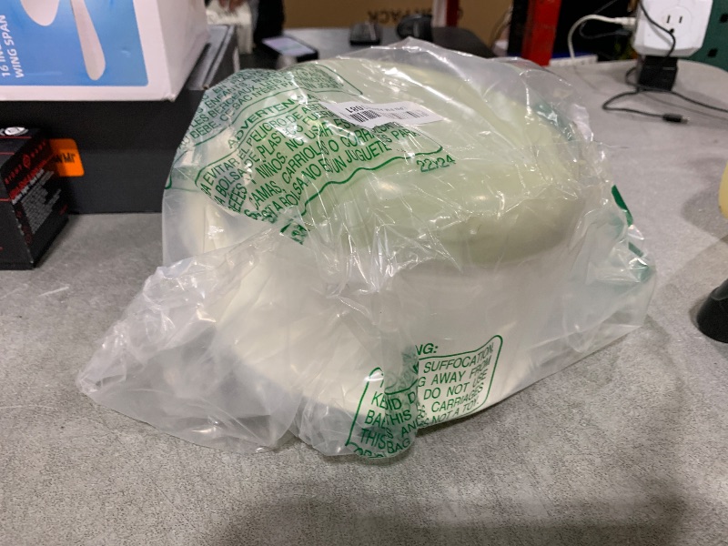 Photo 1 of WOFASHPURET Chamber Pot, Portable Toilet Bed Pan Urine Pot Plastic Urinal Bottle Bedside Chamber Pot with Lid for Elderly Patient Disabled(Green)