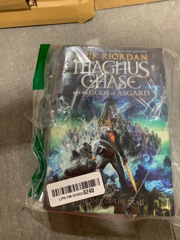 Photo 1 of Magnus Chase and the Gods of Asgard, Book 3: Ship of the Dead, The-Magnus Chase and the Gods of Asgard, Book 3