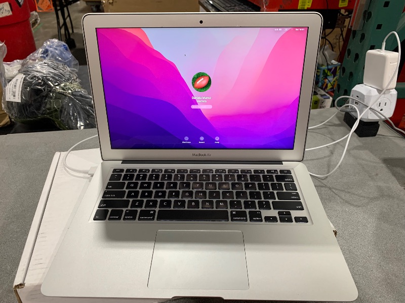 Photo 1 of Apple MacBook Air MJVE2LL/A 13-inch Laptop (1.6GHz Core i5,8GB RAM,128GB SSD) (Renewed)